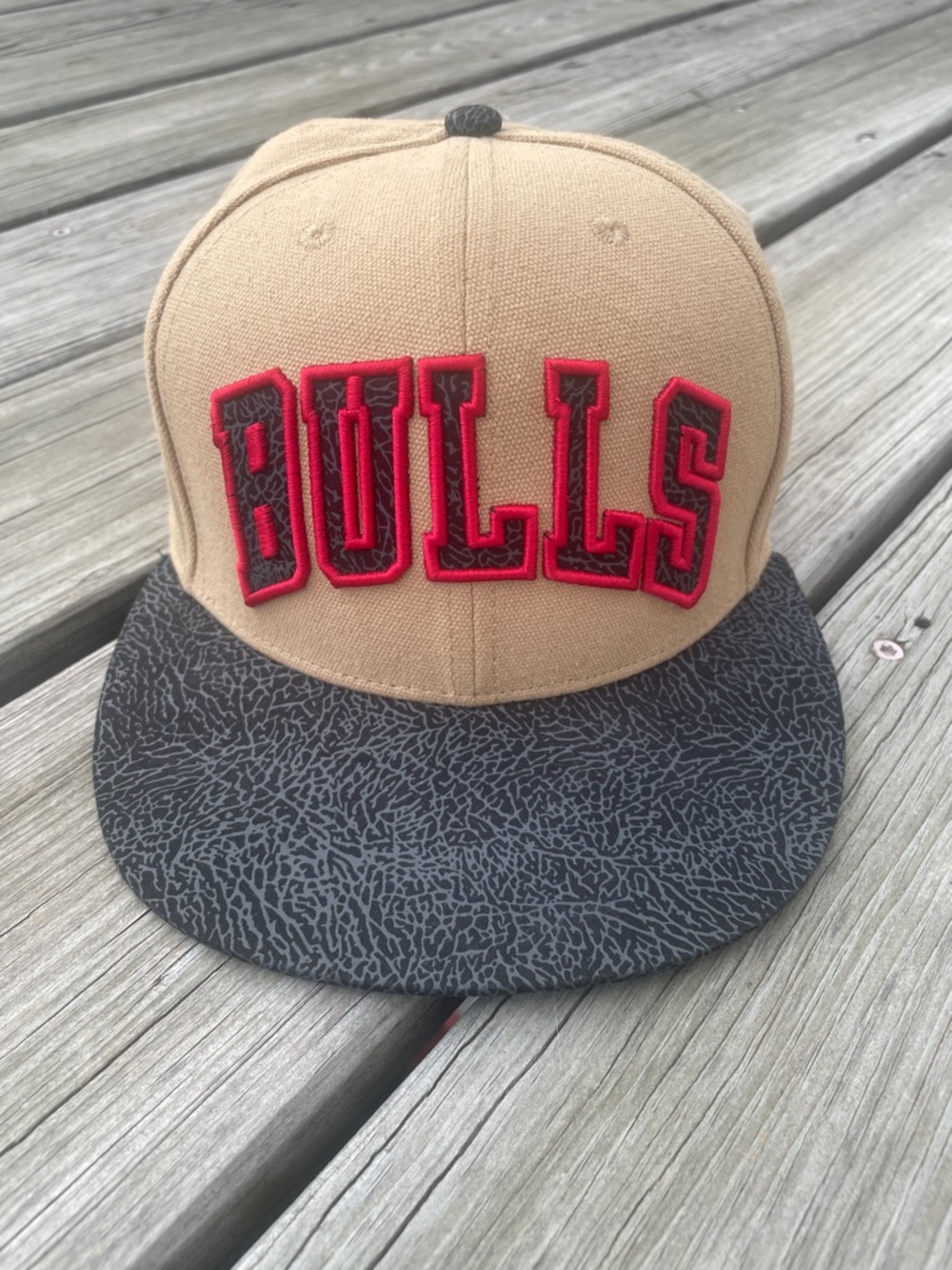 NBA Bulls Tan and Black Snapback Hat